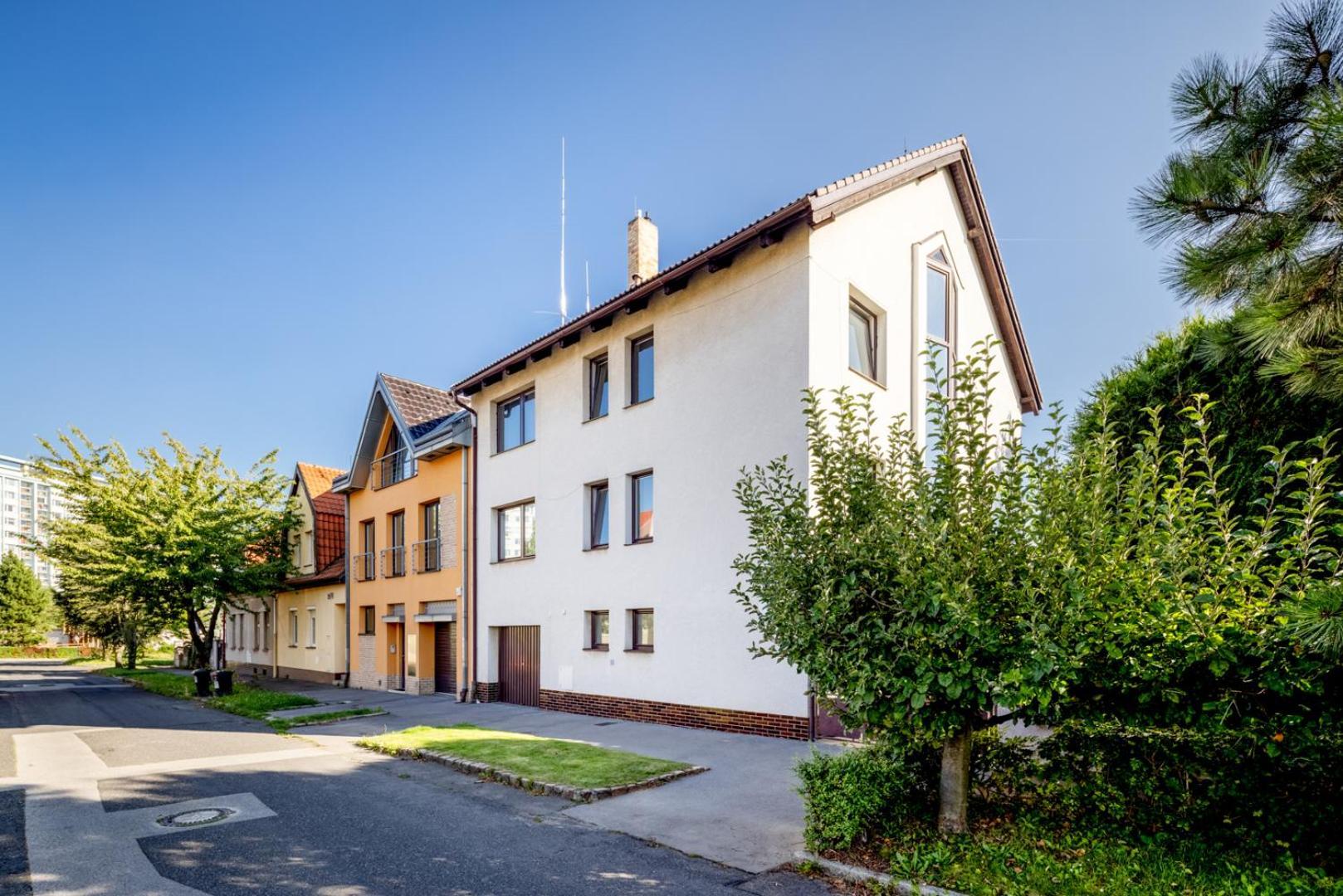 A.v.e. Kliská 3* Praga